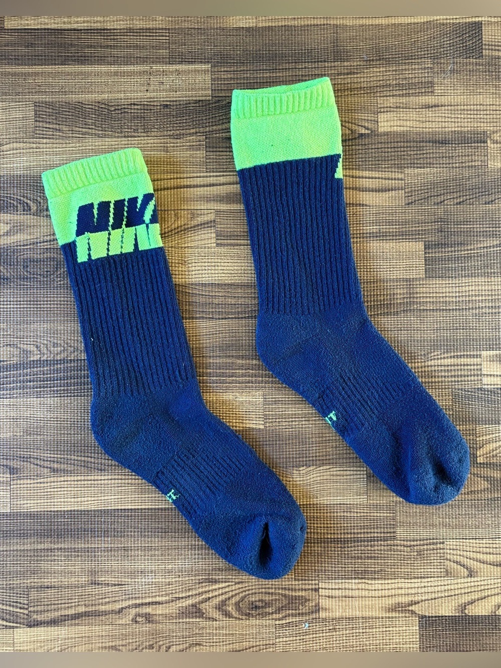 Nike Youth Navy Blue & Neon Green Athletic Crew Socks